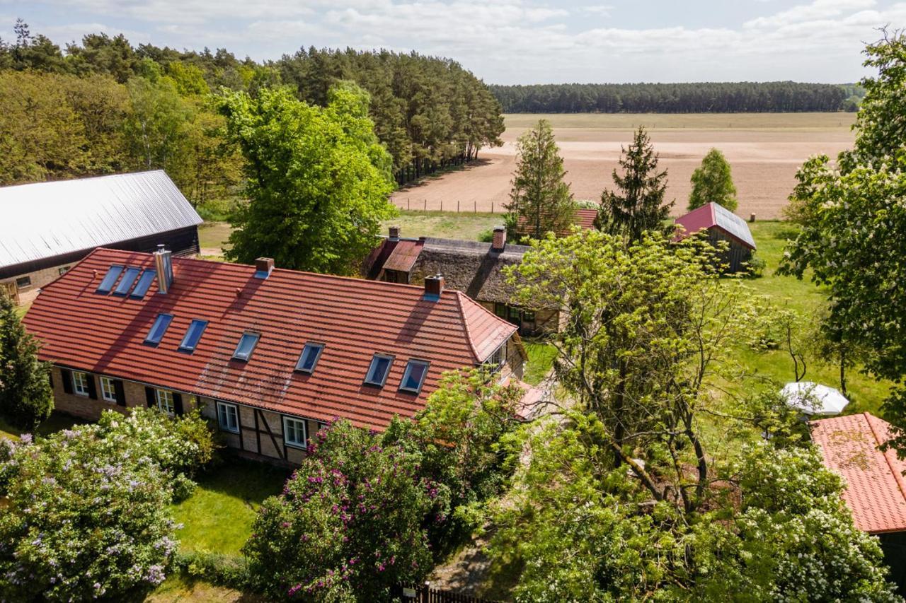 Fewo Am Wald Boek Buitenkant foto